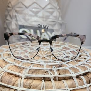 QUAY Blue Light Glasses